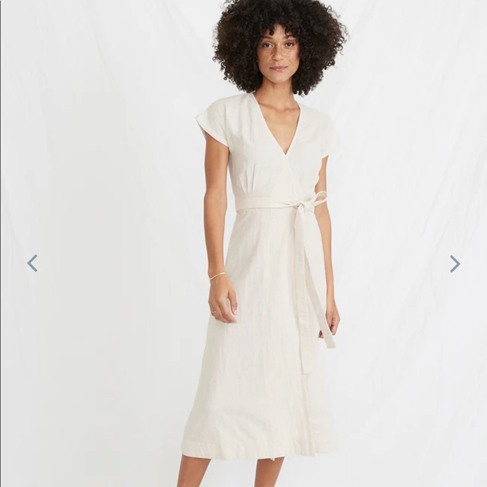 Marine Layer Maddie Wrap Dress in Oatmeal/Peach Stripe size Medium